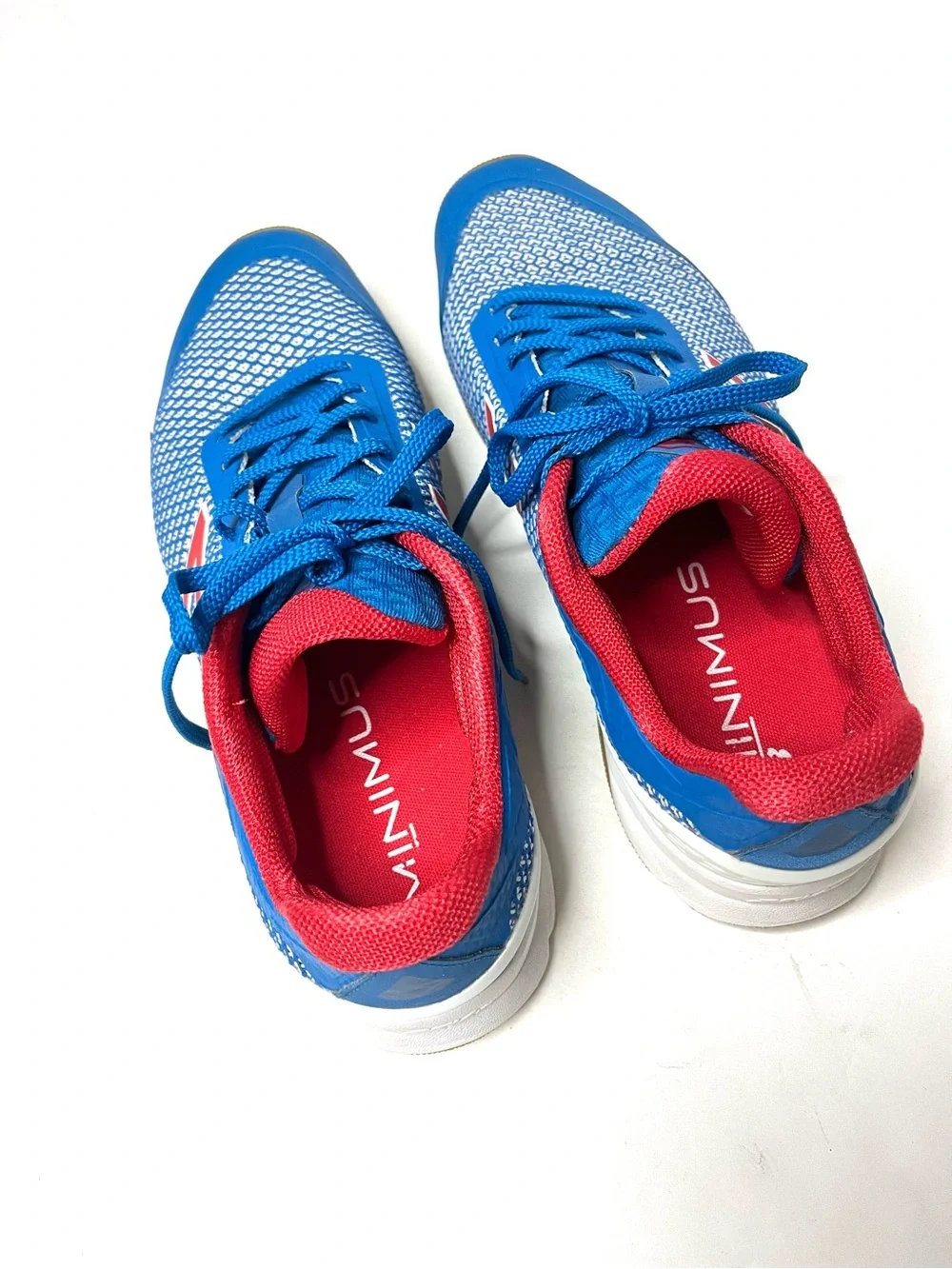 Men’s New Balance Minimus 40 Cross -Training Sneakers in Blue, Red, White- Sz 8.